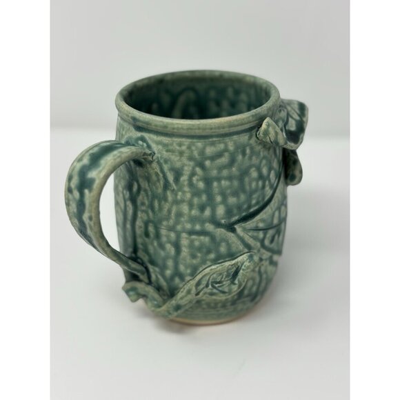 Handmade Art Pottery Green Lizard Mug Unique Ceramic Coffee Cup - Picture 2 of 13